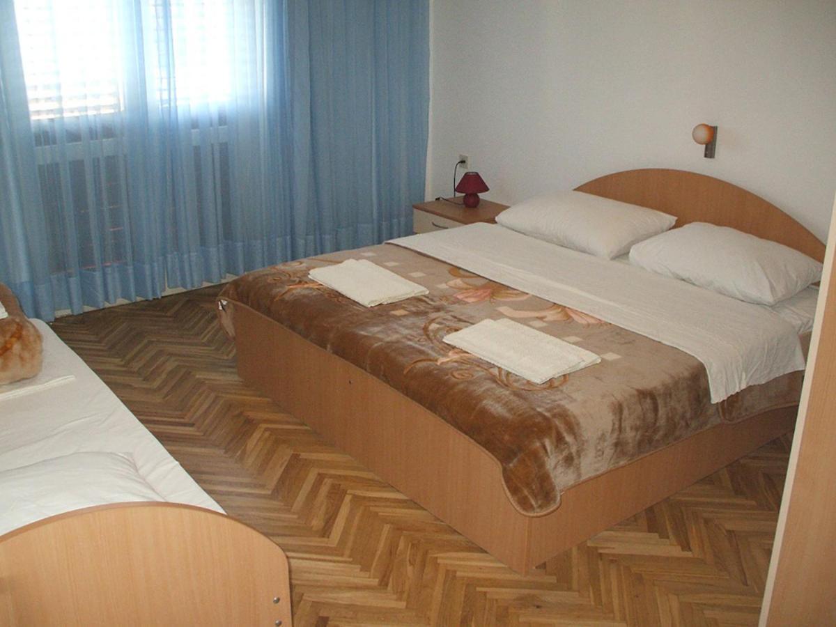 Apartments Piculjan Lopar Bagian luar foto