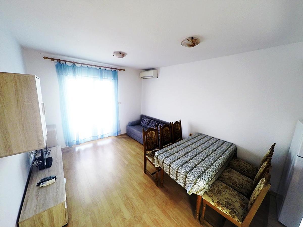 Apartments Piculjan Lopar Bagian luar foto