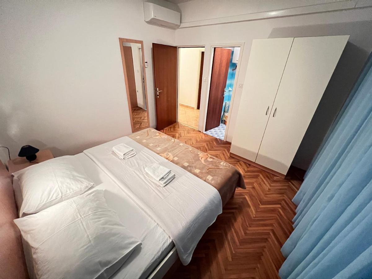 Apartments Piculjan Lopar Bagian luar foto