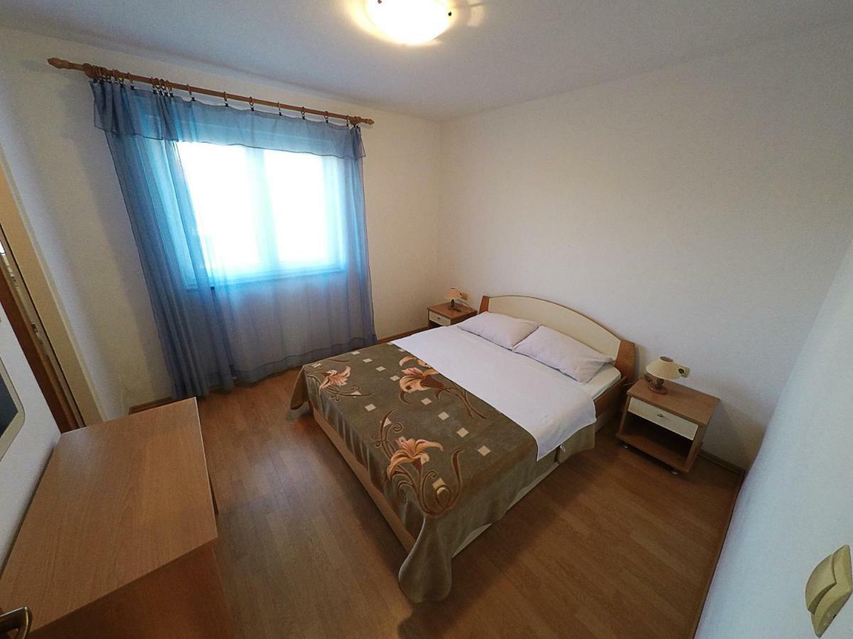 Apartments Piculjan Lopar Bagian luar foto
